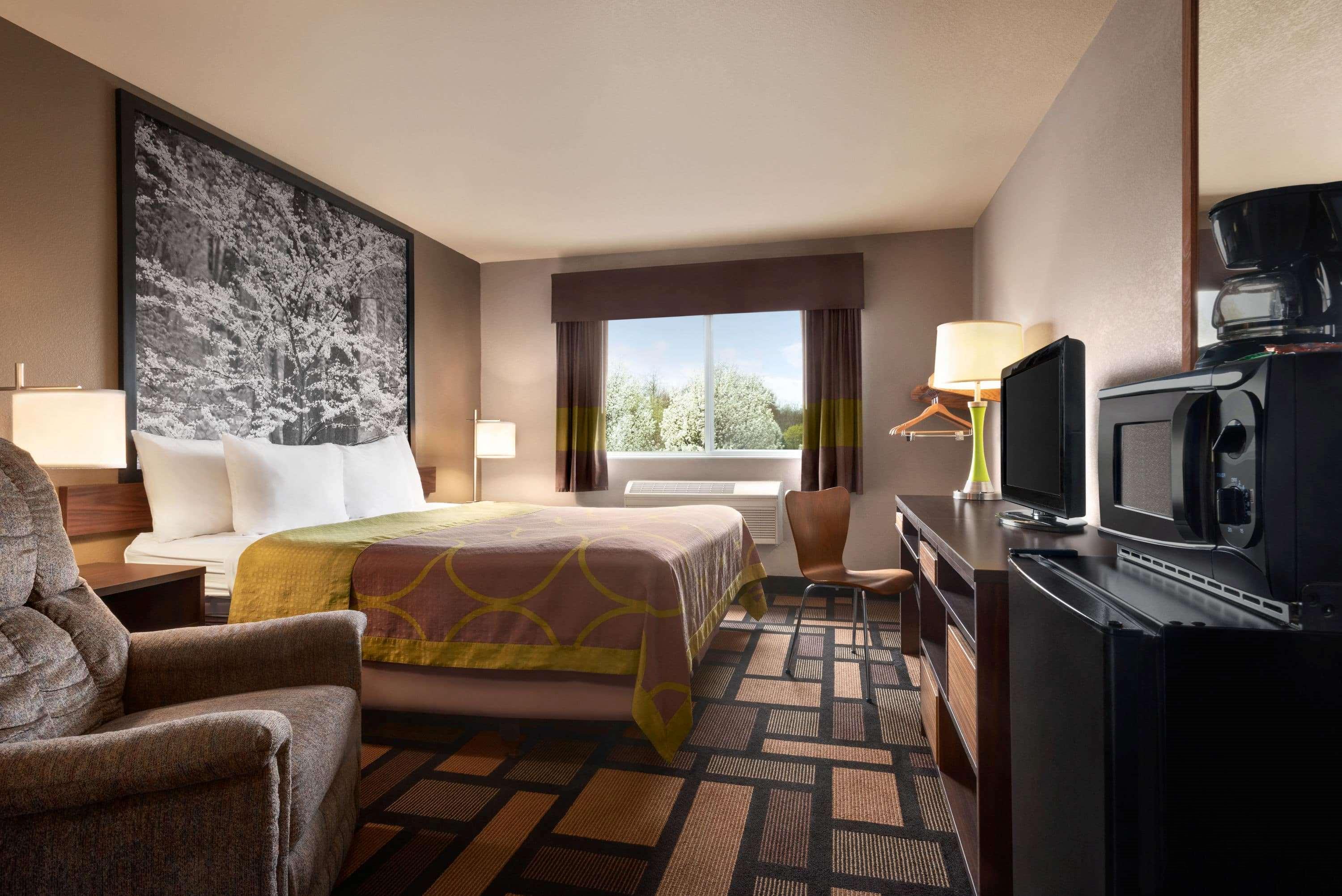 Super 8 By Wyndham Akron S/Green/Uniontown Oh Eksteriør billede