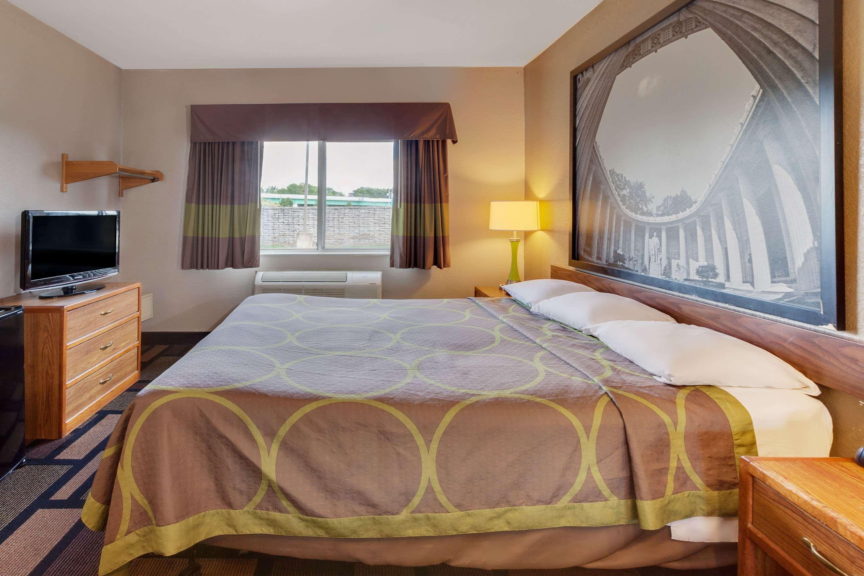 Super 8 By Wyndham Akron S/Green/Uniontown Oh Eksteriør billede